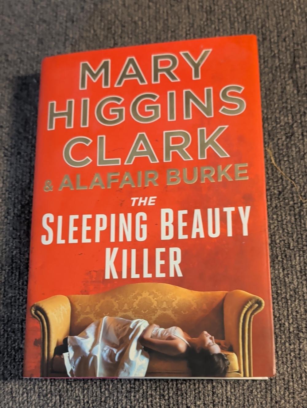 3 for $10 Mary Higgins Clark - The Sleeping Beauty Killer